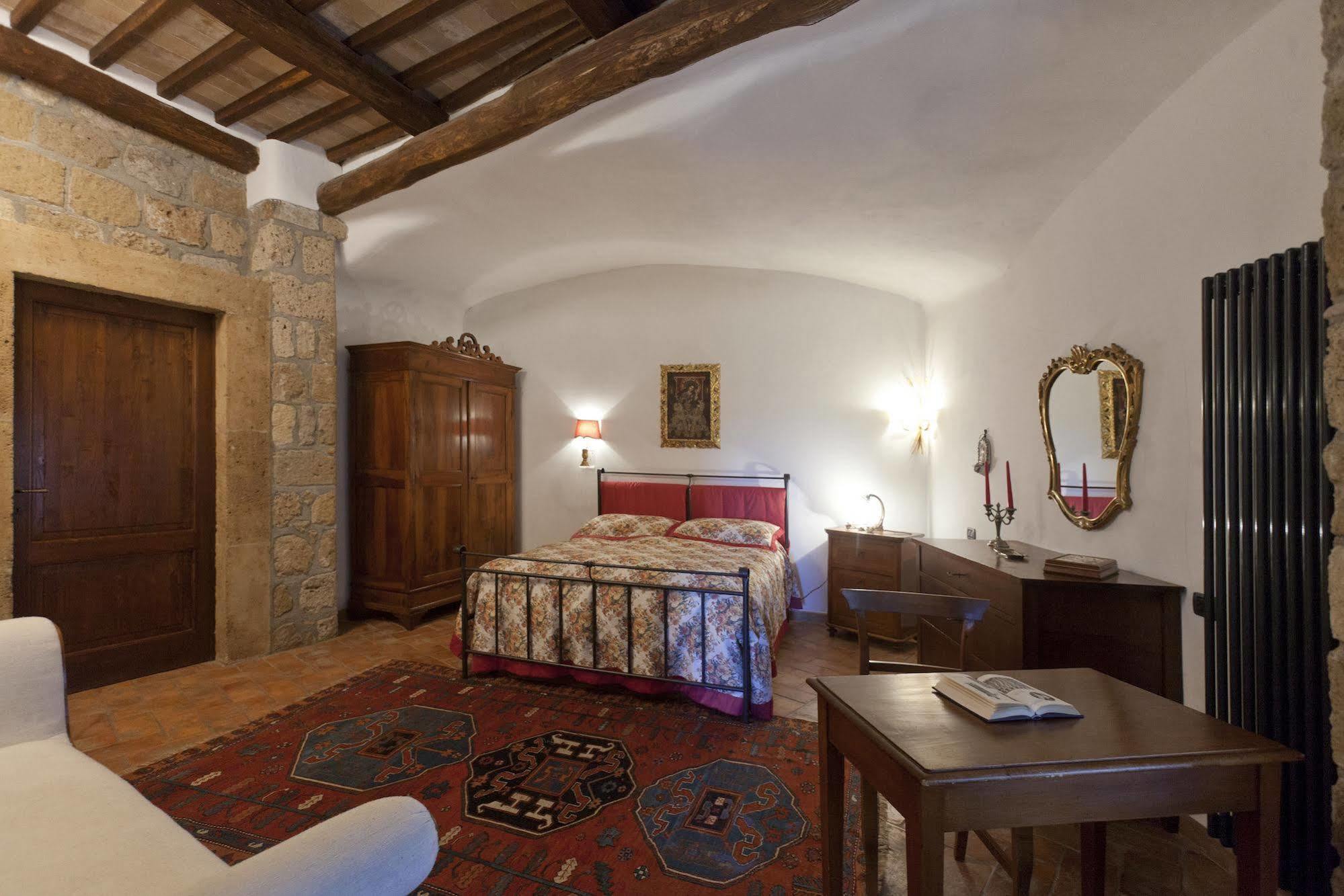 La Casa Degli Archi Hotel Pitigliano Exterior foto